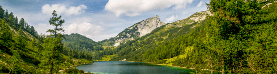 Aktivní dovolená pro turisty v rakouských horách aneb pěšky až na vrchol